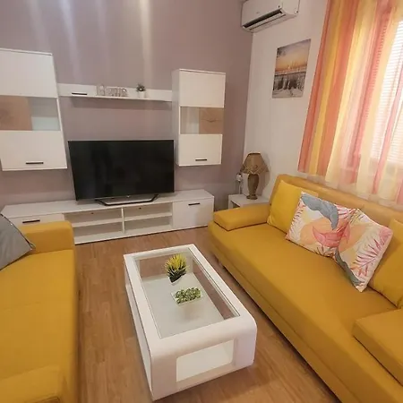 Apartment Lidija *